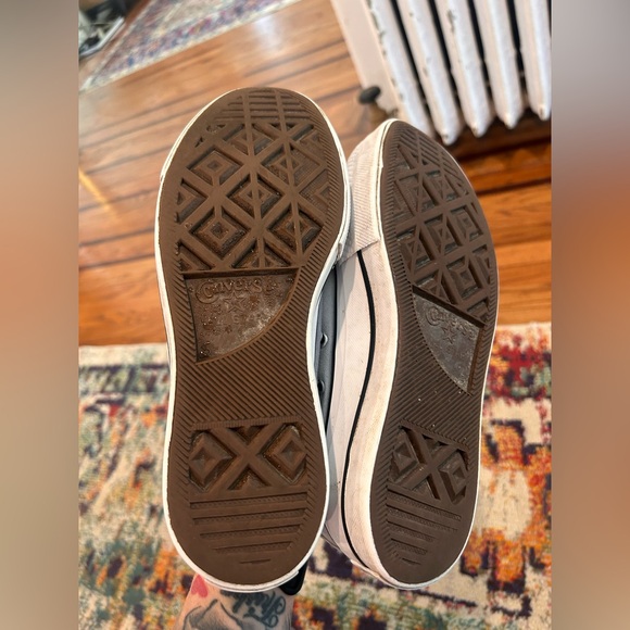 Converse Low Top PLATFORM Canvas Sneakers - Light Gray & White - size 7 - Picture 7 of 7